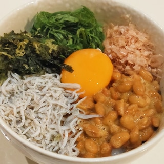 健康朝ご飯☆しらす納豆丼